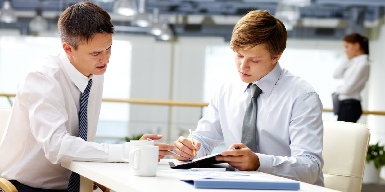 Elige un servicio de coaching financiero con estas buenas prácticas